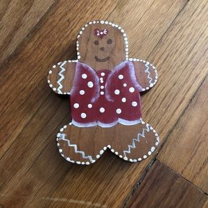 4/$20 gingerbread decor